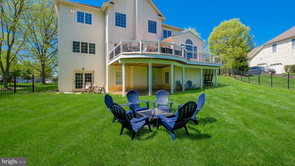 31 THOMAS SPEAKMAN DRIVE