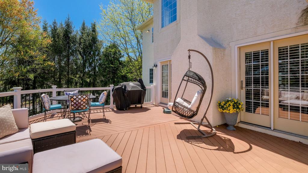 31 THOMAS SPEAKMAN DRIVE