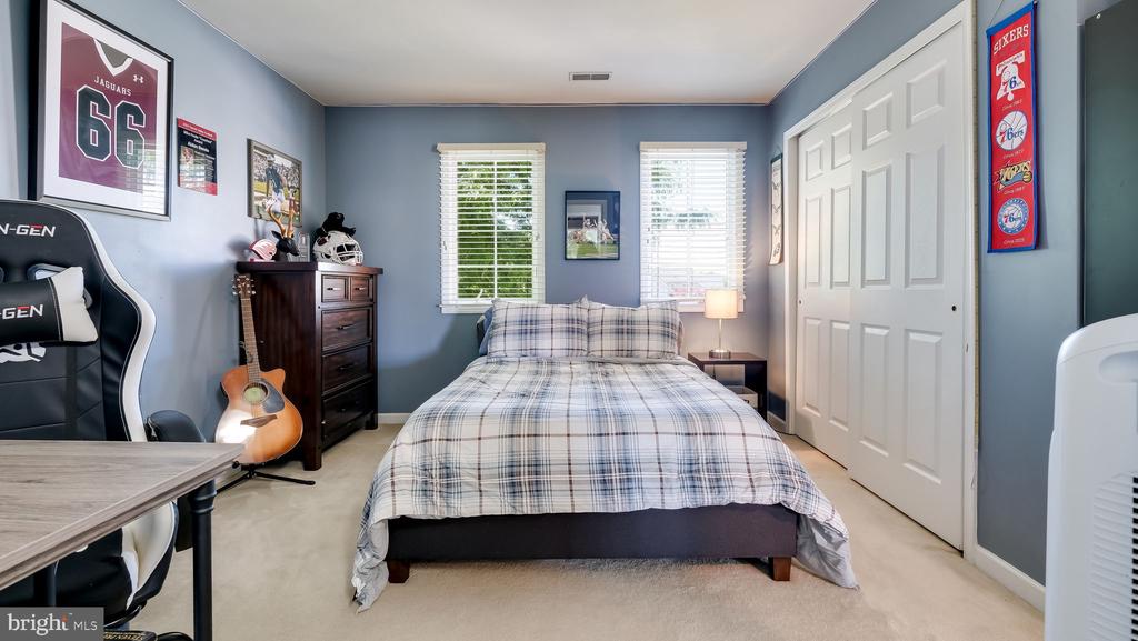 31 THOMAS SPEAKMAN DRIVE