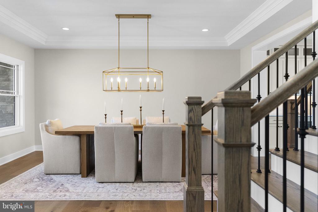 3155 RIDGEVIEW COURT