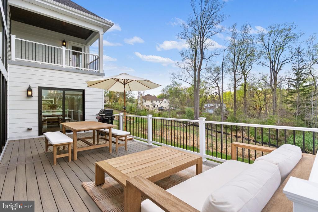 3155 RIDGEVIEW COURT