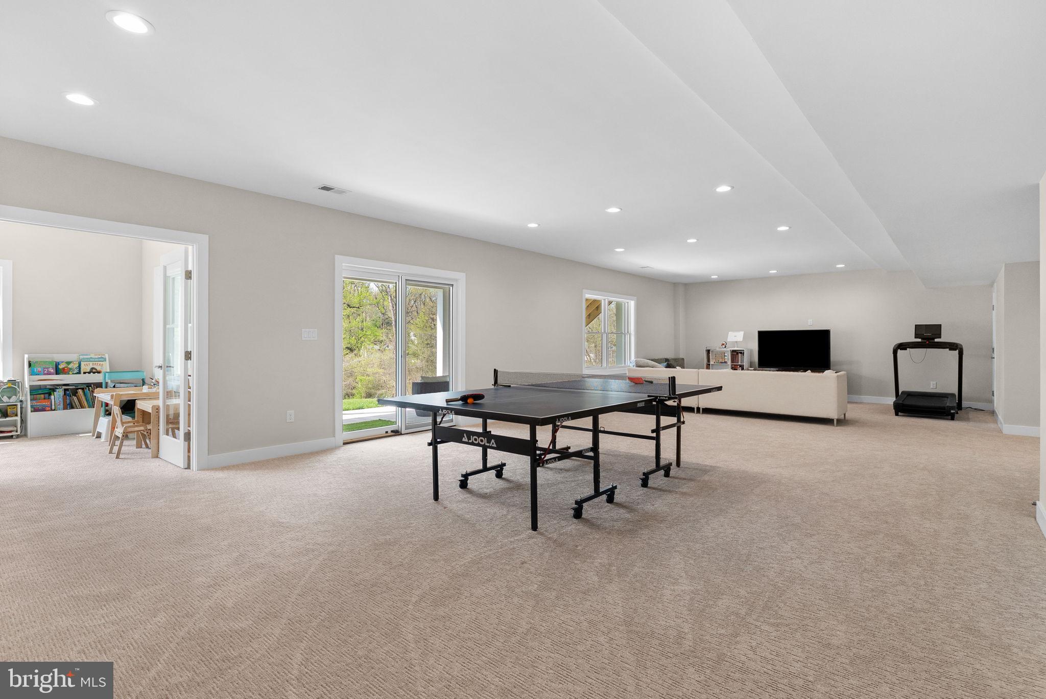 3155 RIDGEVIEW COURT