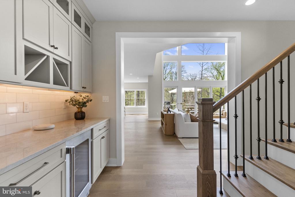 3155 RIDGEVIEW COURT