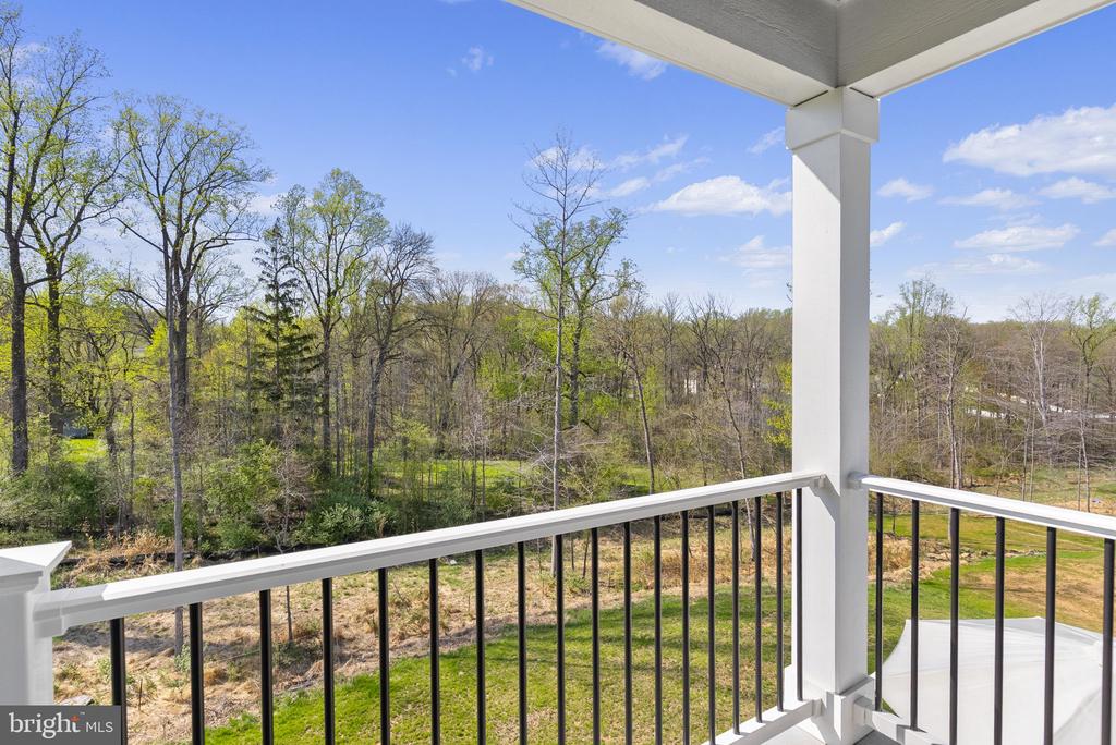 3155 RIDGEVIEW COURT