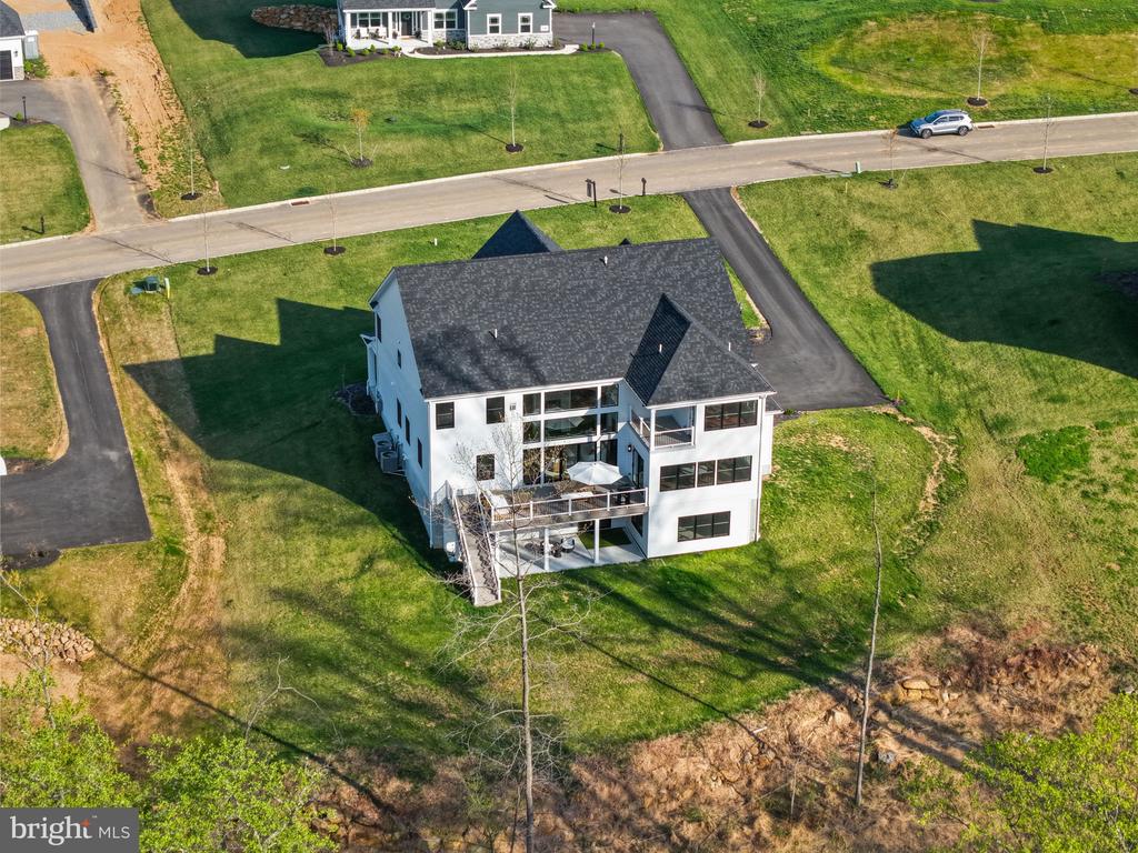 3155 RIDGEVIEW COURT