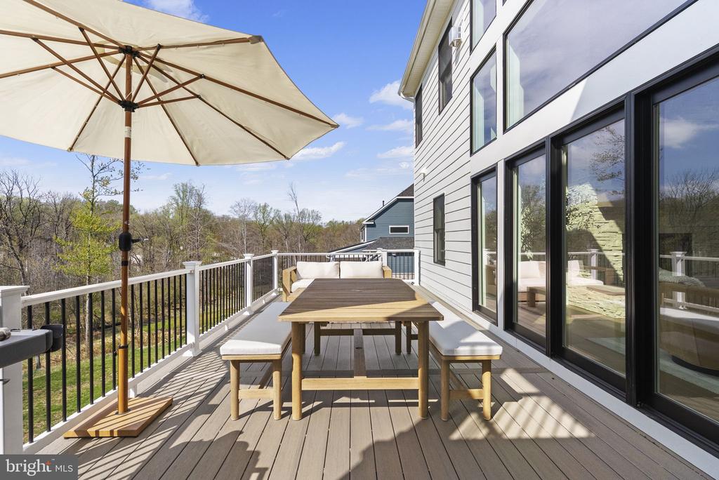 3155 RIDGEVIEW COURT