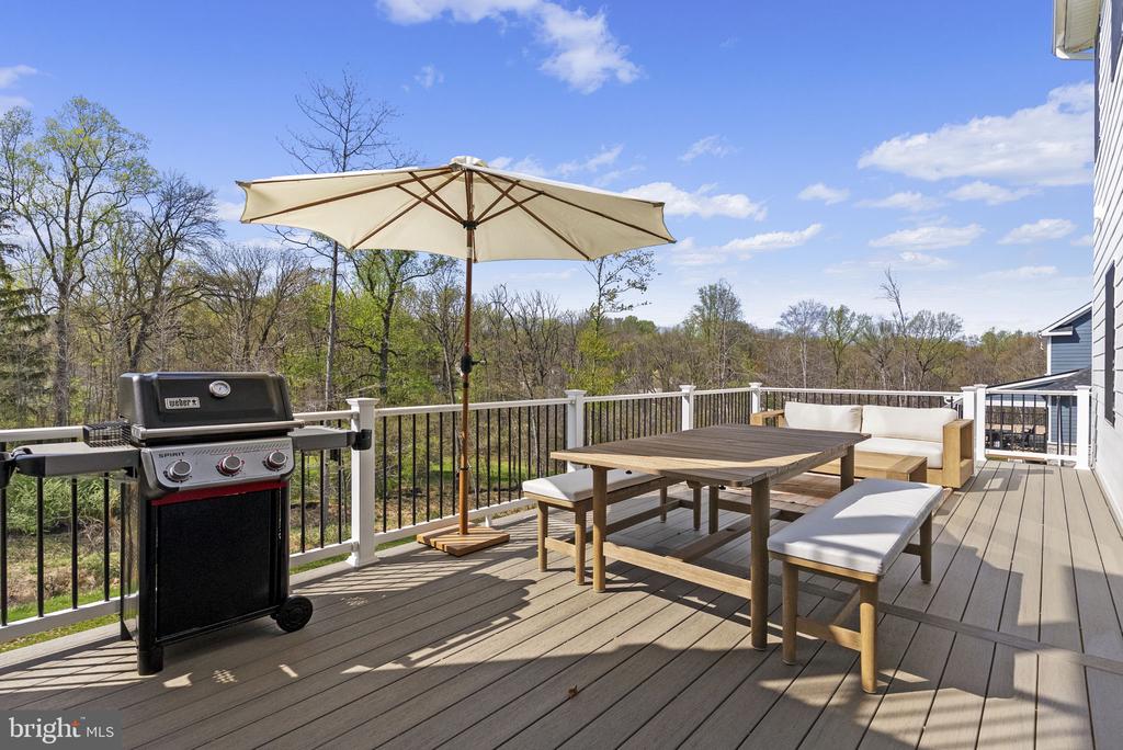 3155 RIDGEVIEW COURT