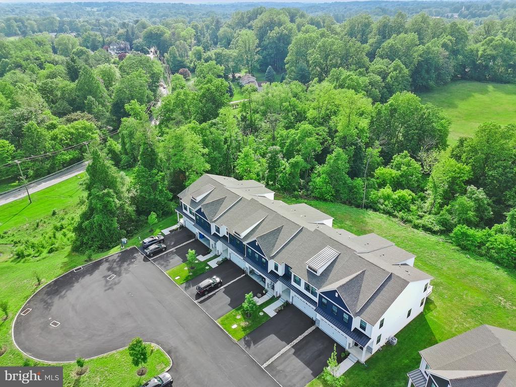 50 ROSE HILL WAY