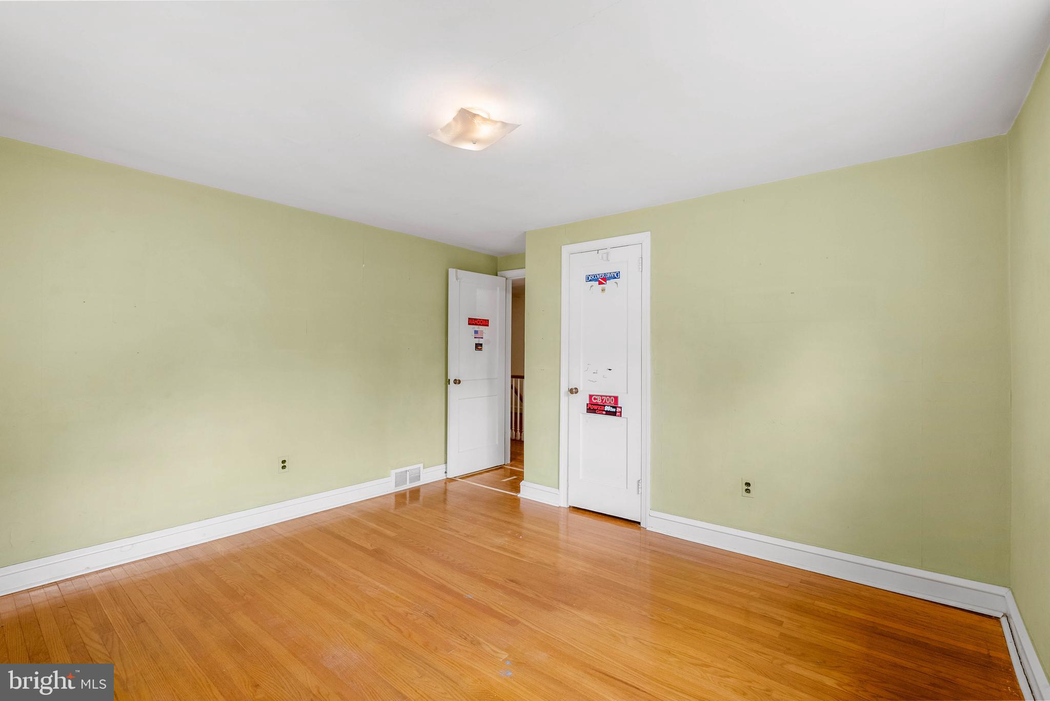 402 HAWTHORNE ROAD