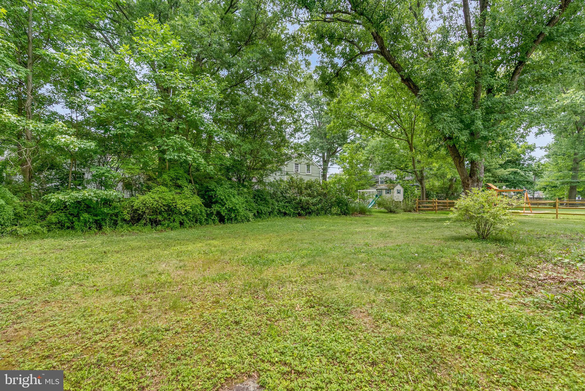 402 HAWTHORNE ROAD