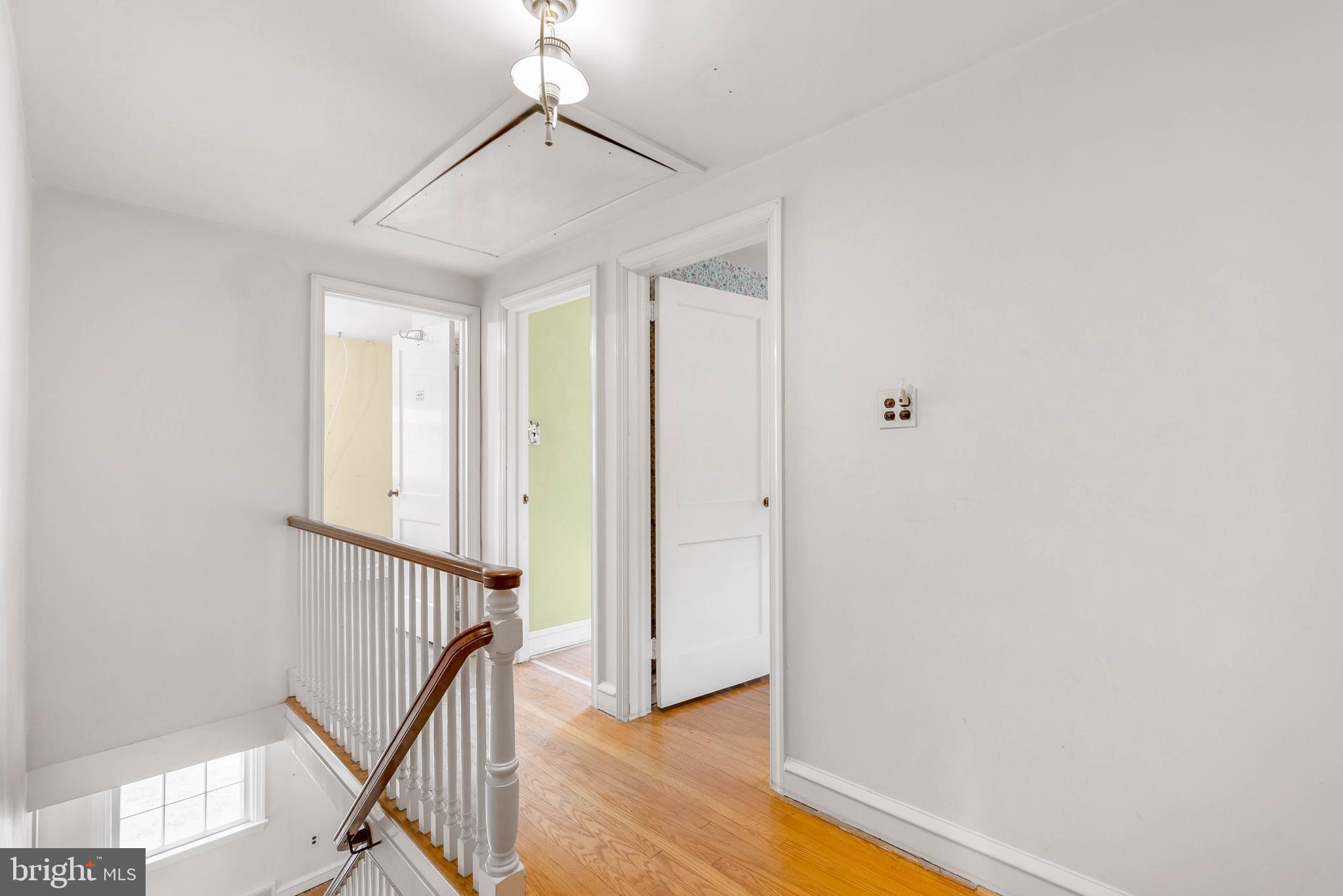 402 HAWTHORNE ROAD