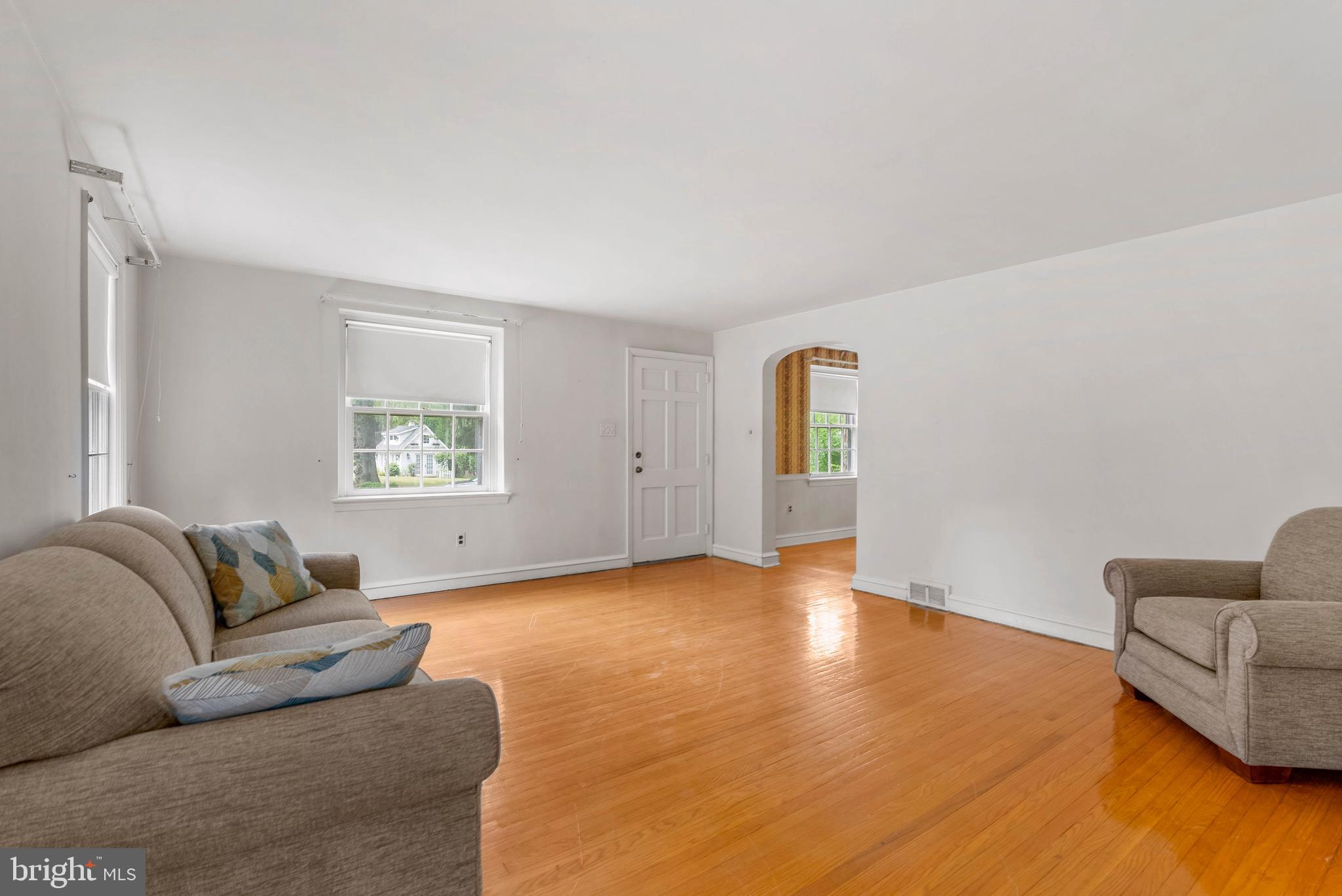 402 HAWTHORNE ROAD