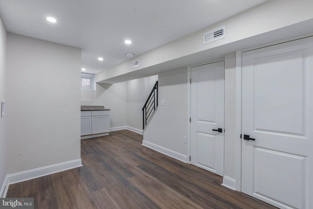 436 TIMBERLAKE ROAD