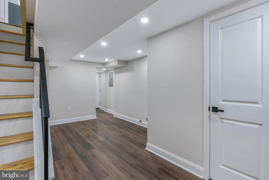 436 TIMBERLAKE ROAD