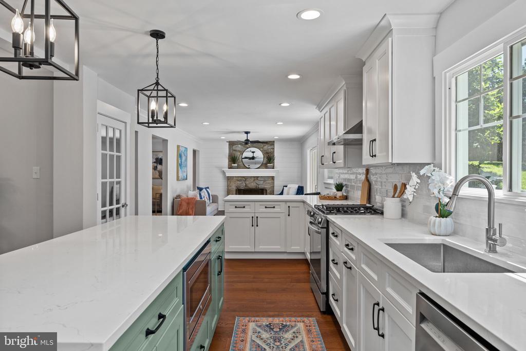 61 CHAPEL HILL ROAD
