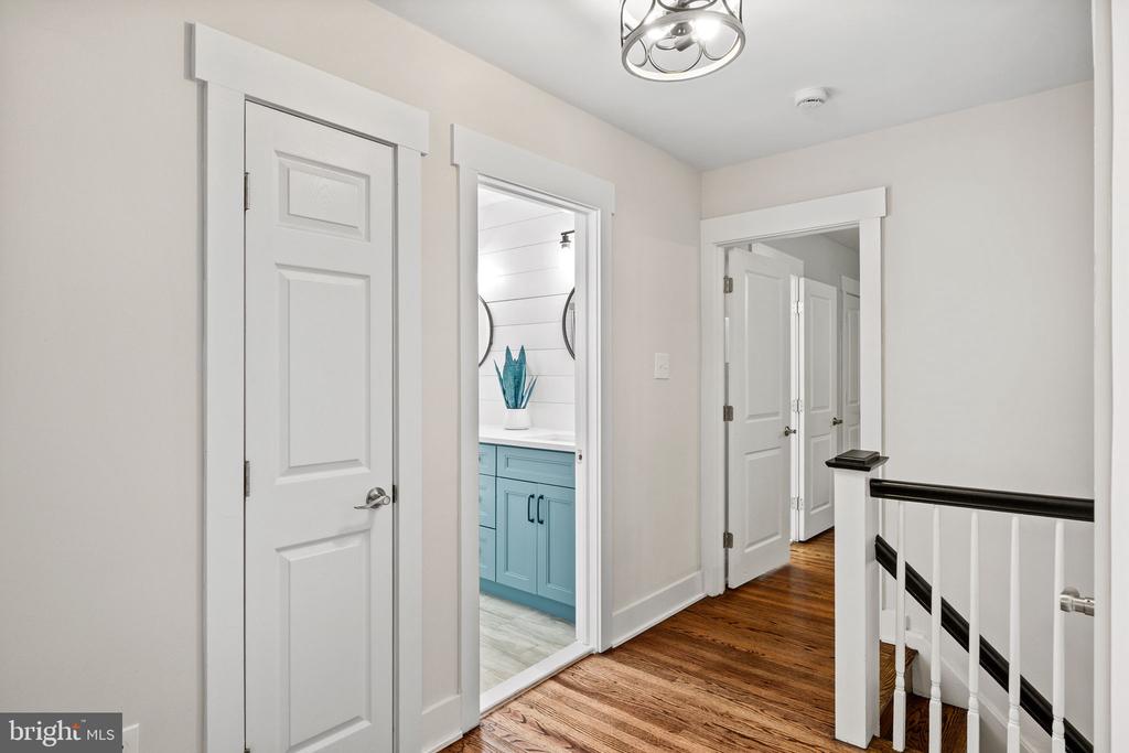 61 CHAPEL HILL ROAD