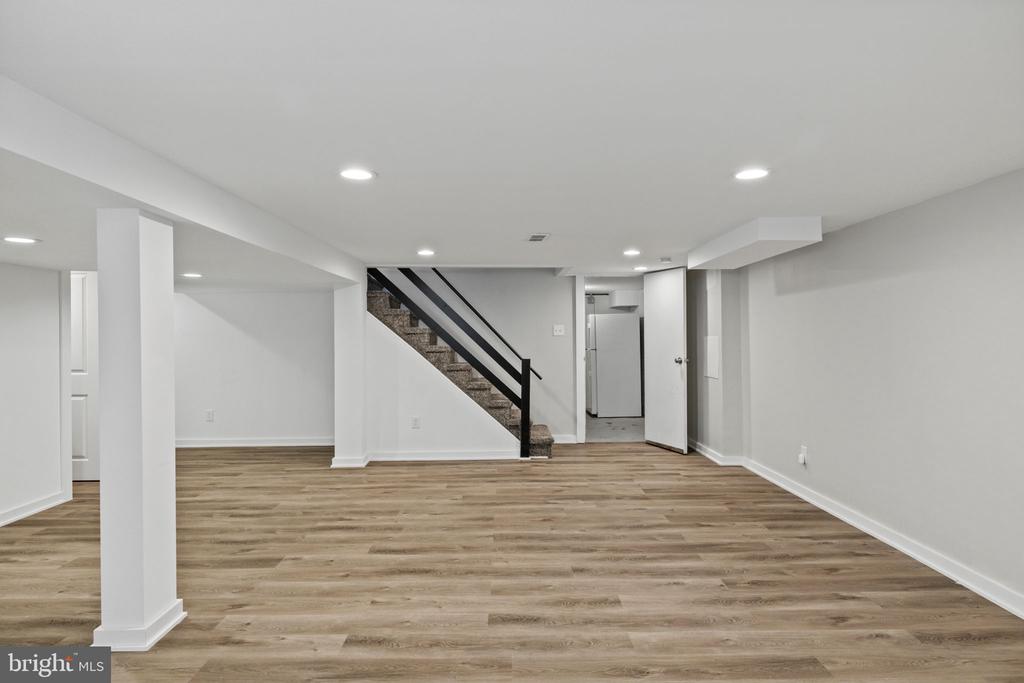 61 CHAPEL HILL ROAD