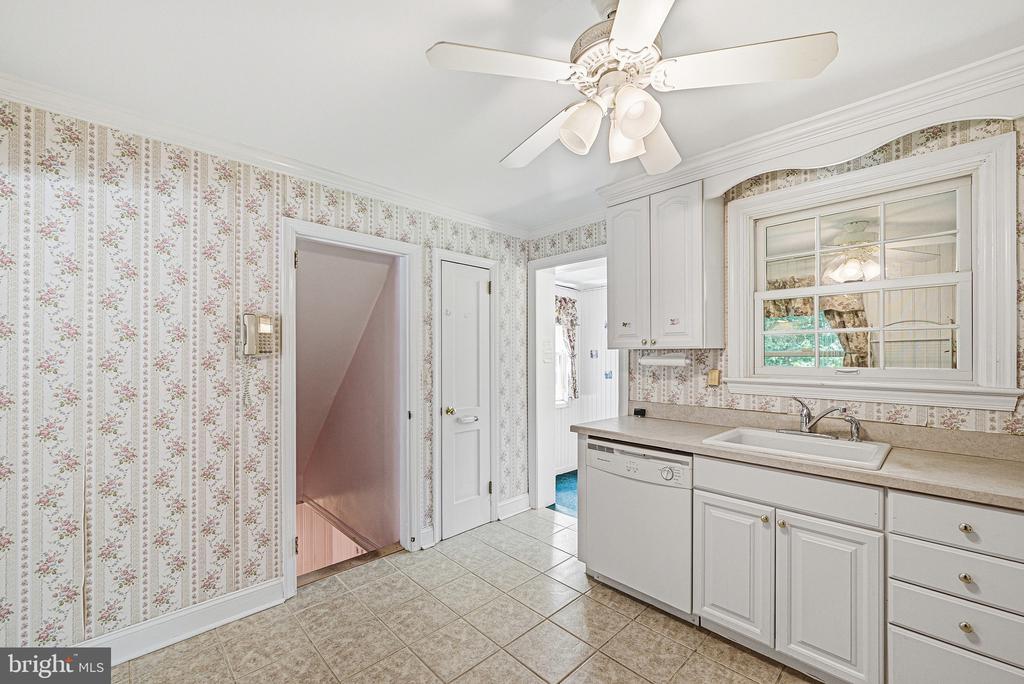 403 PALMERS LANE