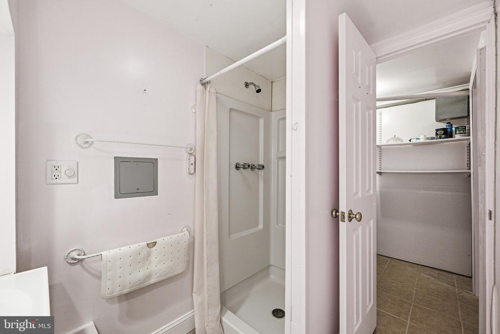 403 PALMERS LANE
