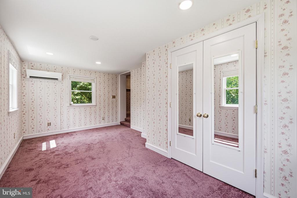 403 PALMERS LANE
