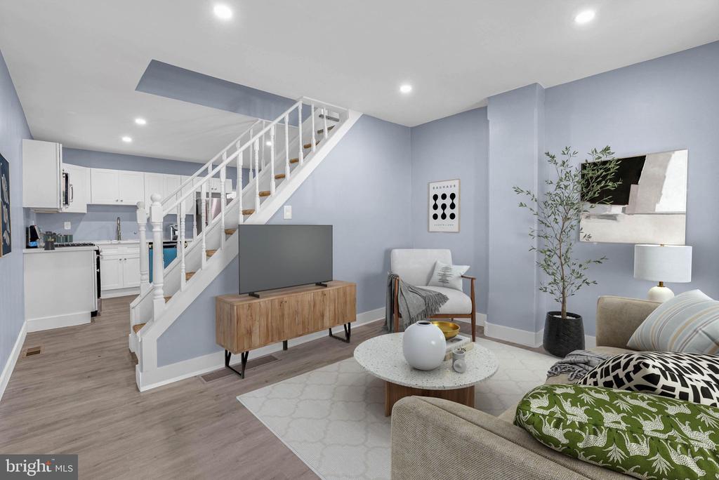 905 MULBERRY STREET