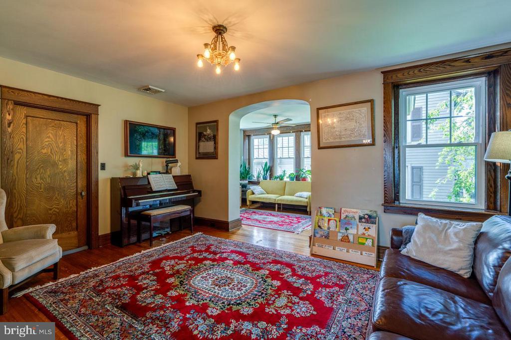 466 E MAIN STREET