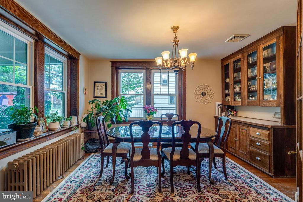 466 E MAIN STREET