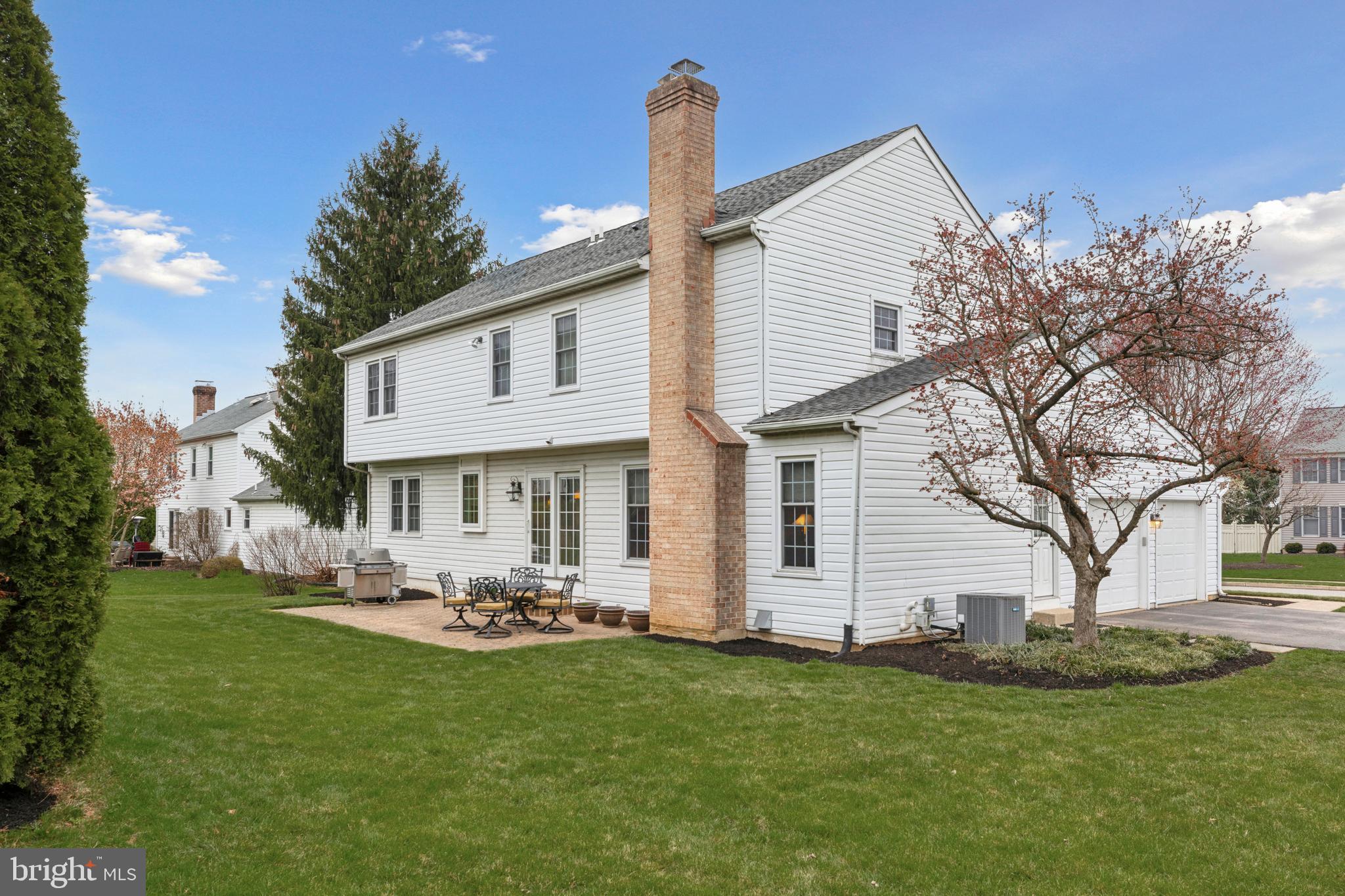 123 SCARLET DRIVE