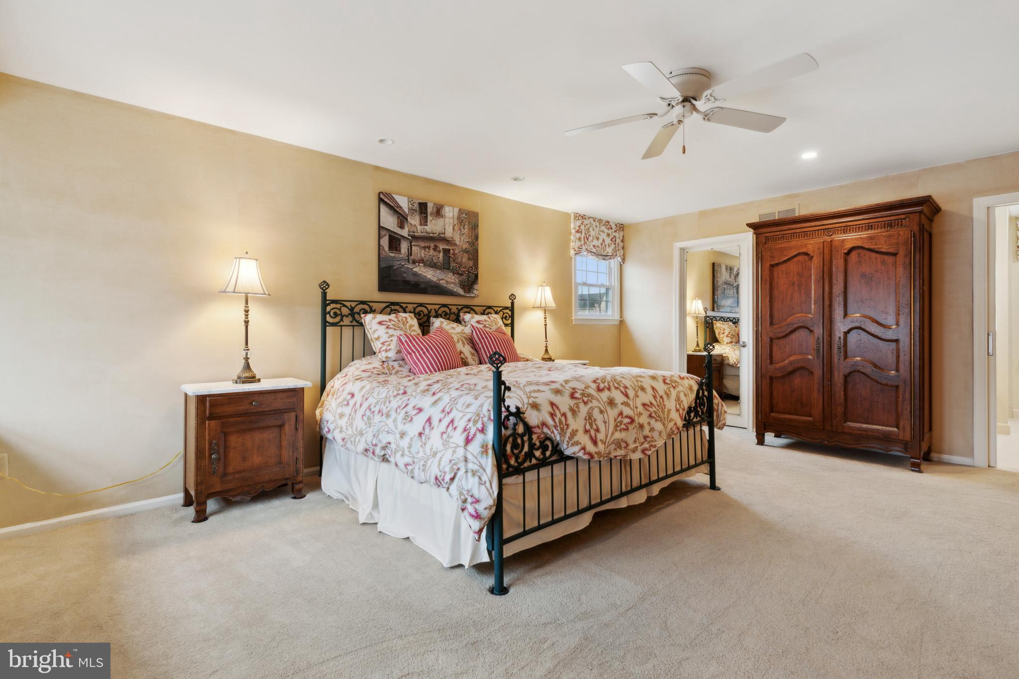 123 SCARLET DRIVE