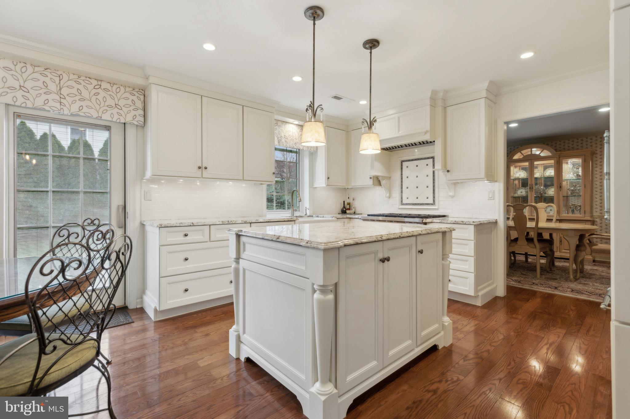 123 SCARLET DRIVE