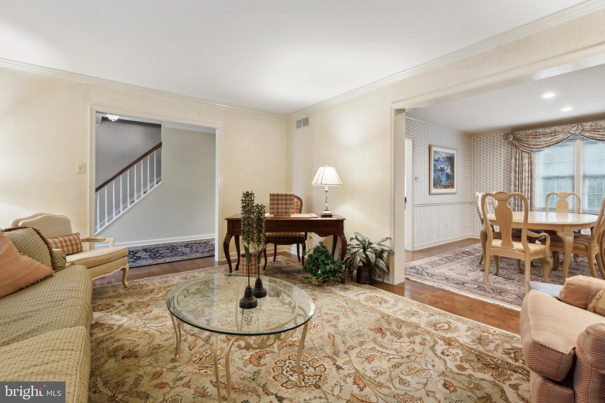 123 SCARLET DRIVE