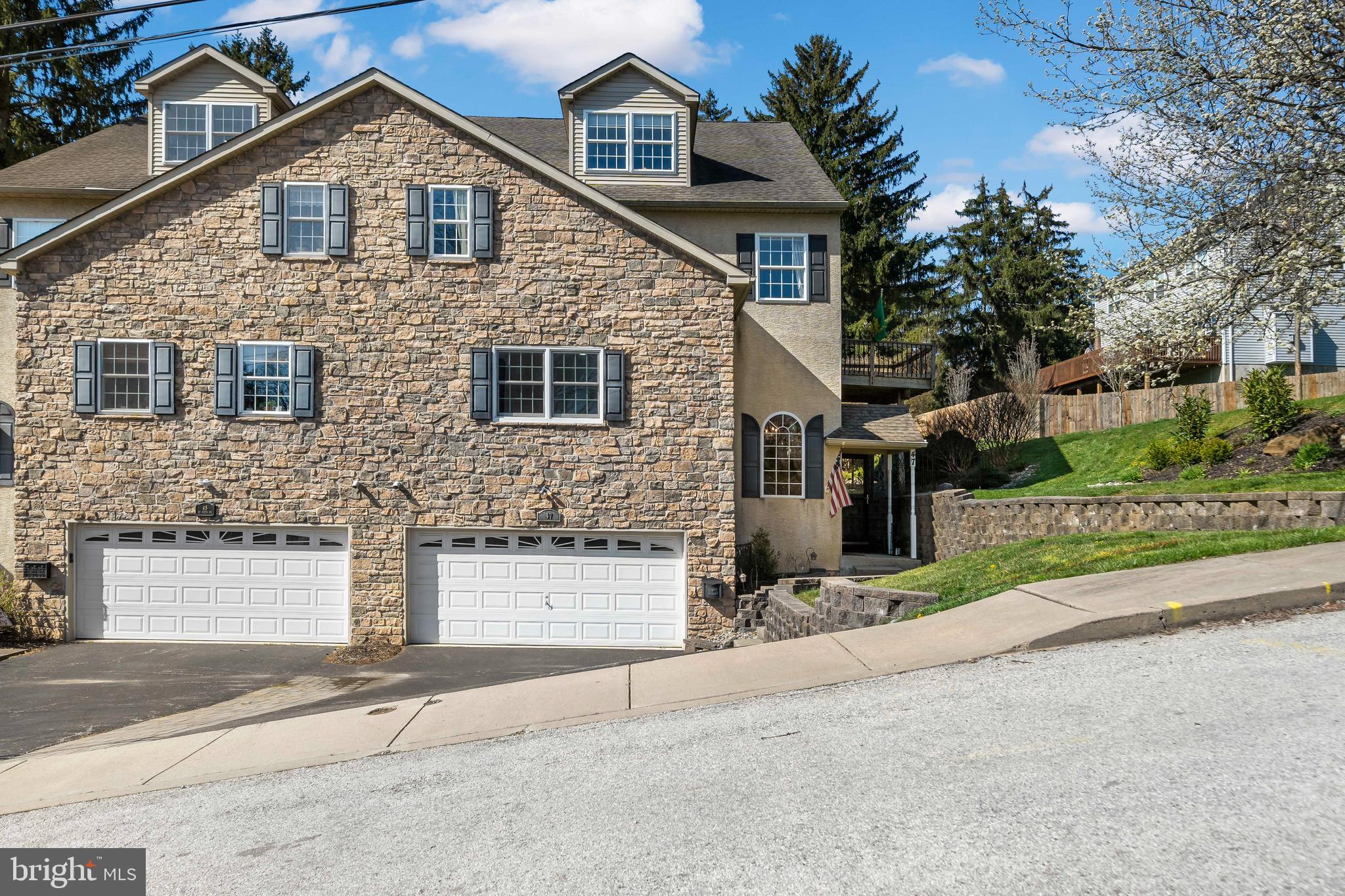 47 DEHAVEN AVENUE
