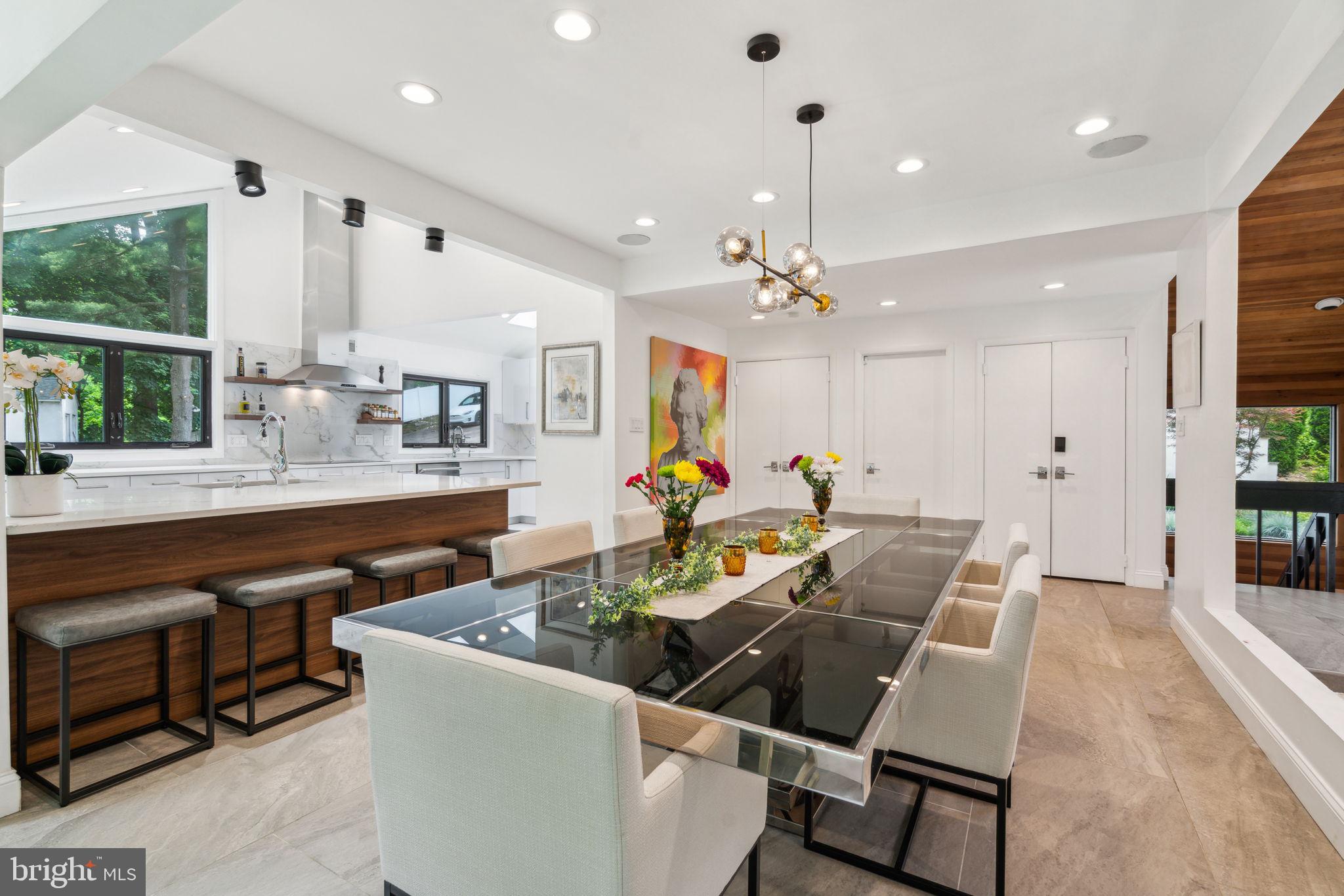 1220 VALLEY ROAD