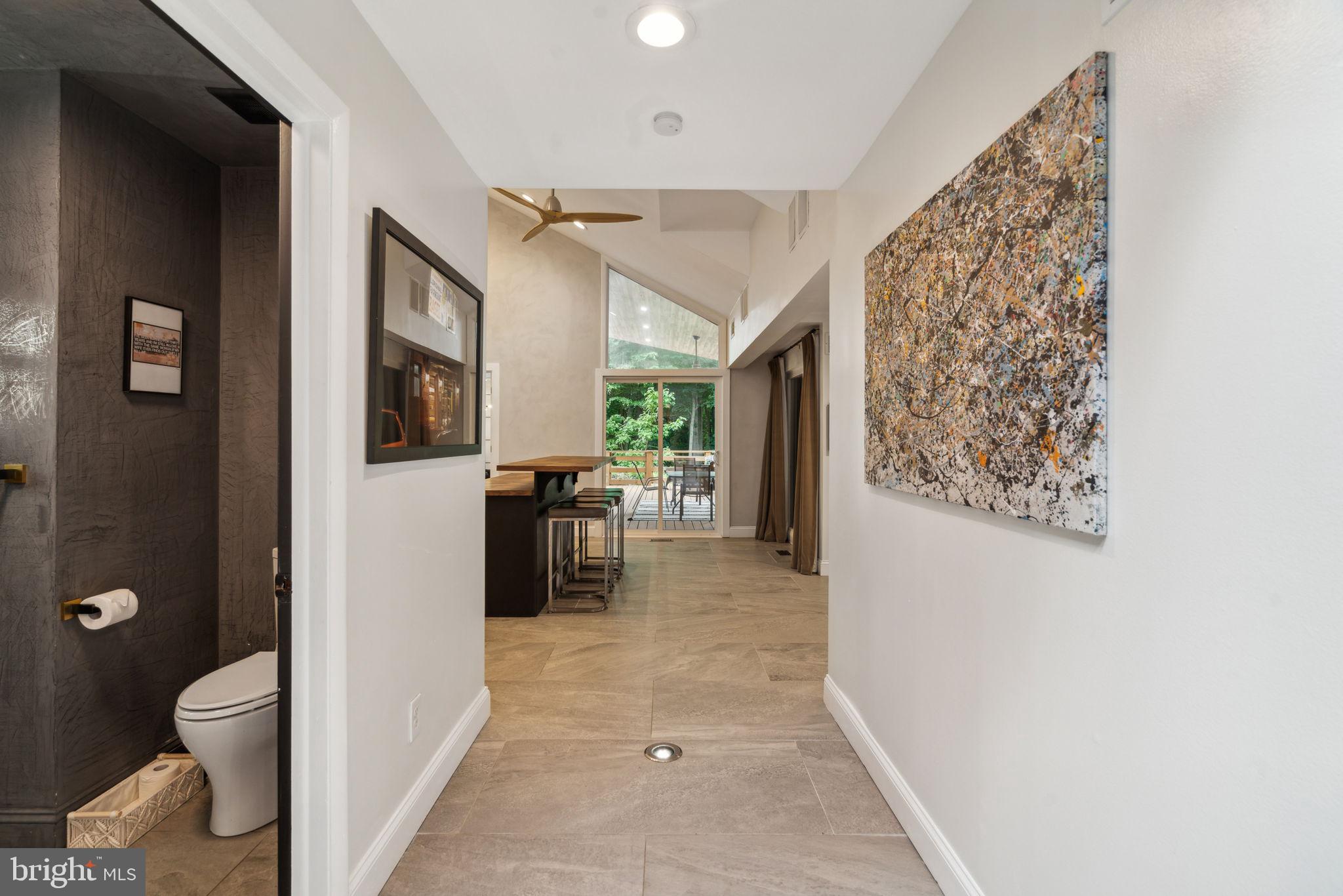 1220 VALLEY ROAD