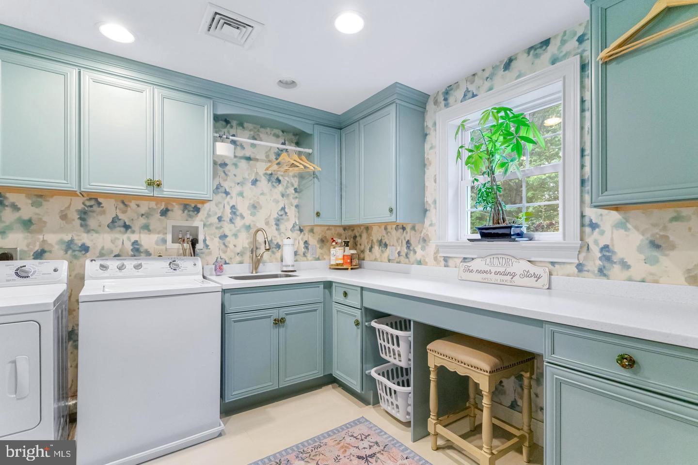 325 HAMILTON ROAD