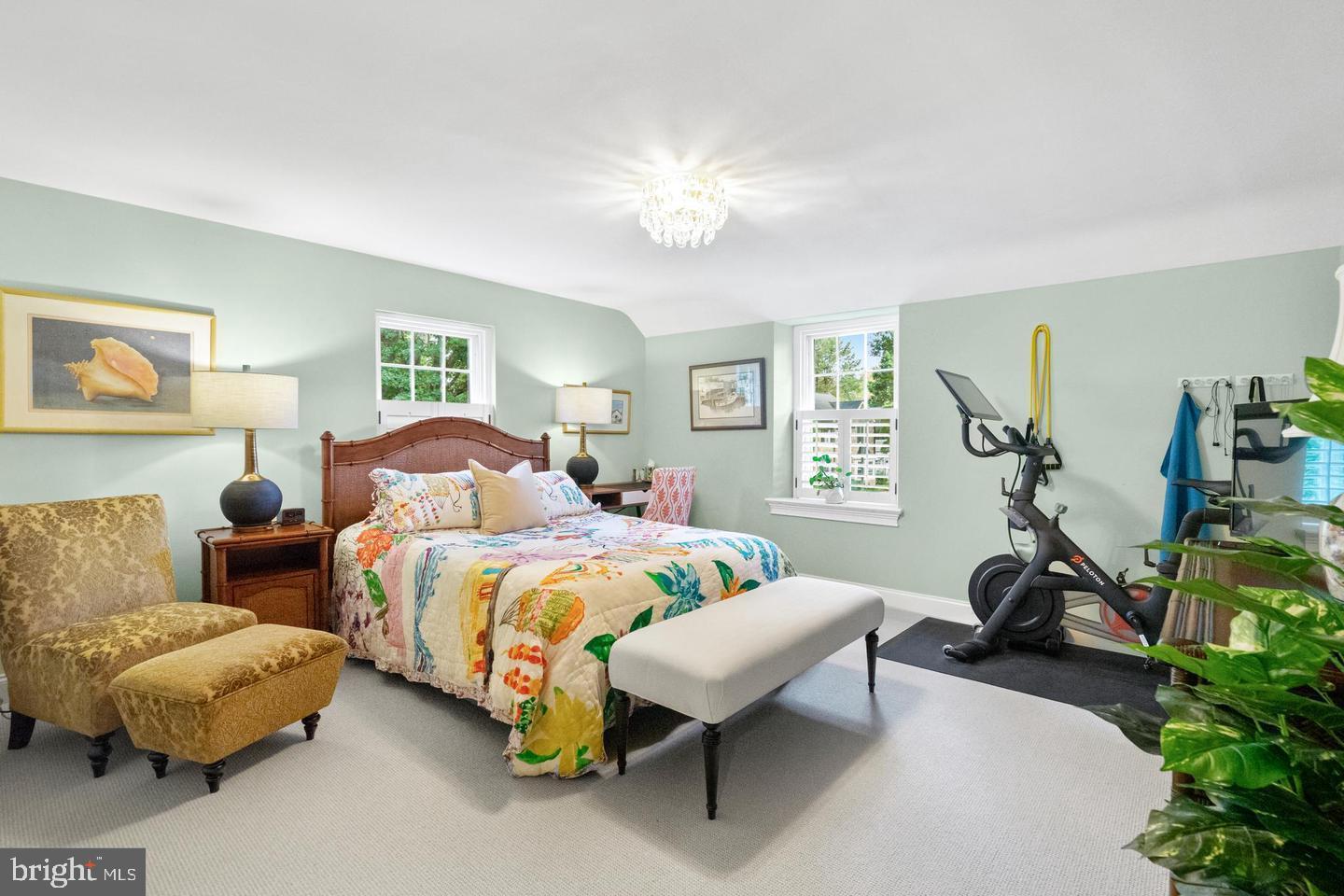 325 HAMILTON ROAD