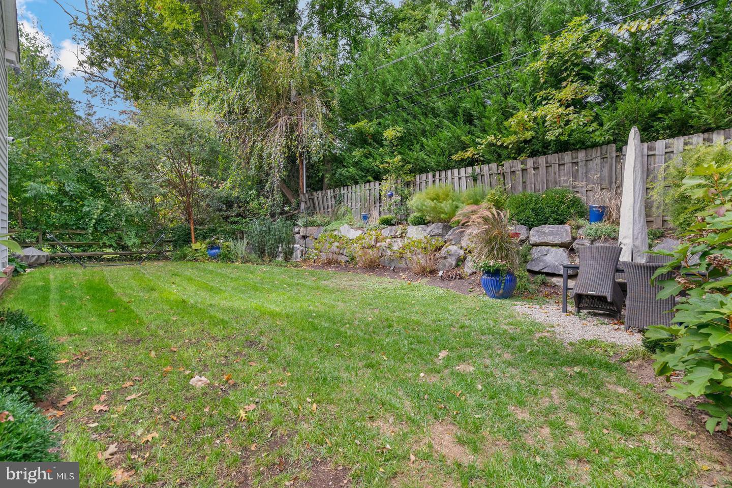 325 HAMILTON ROAD
