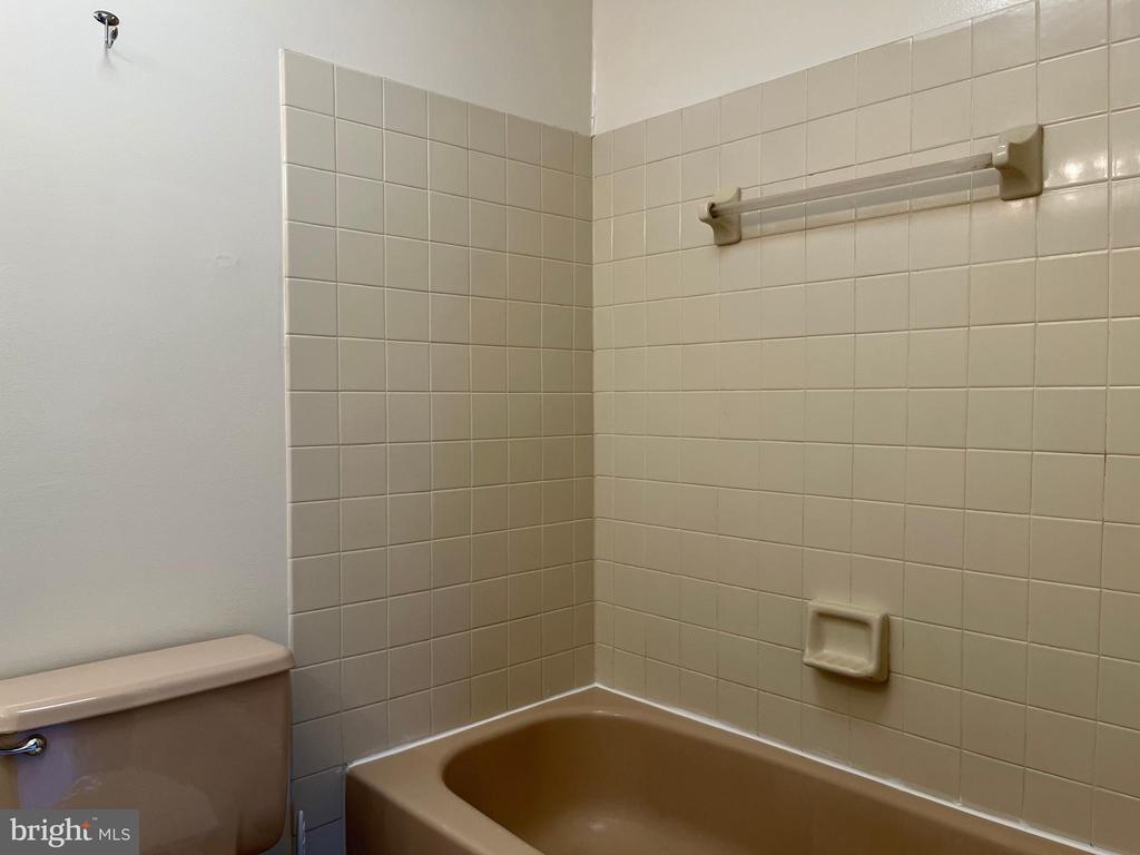 319 WINDING WAY