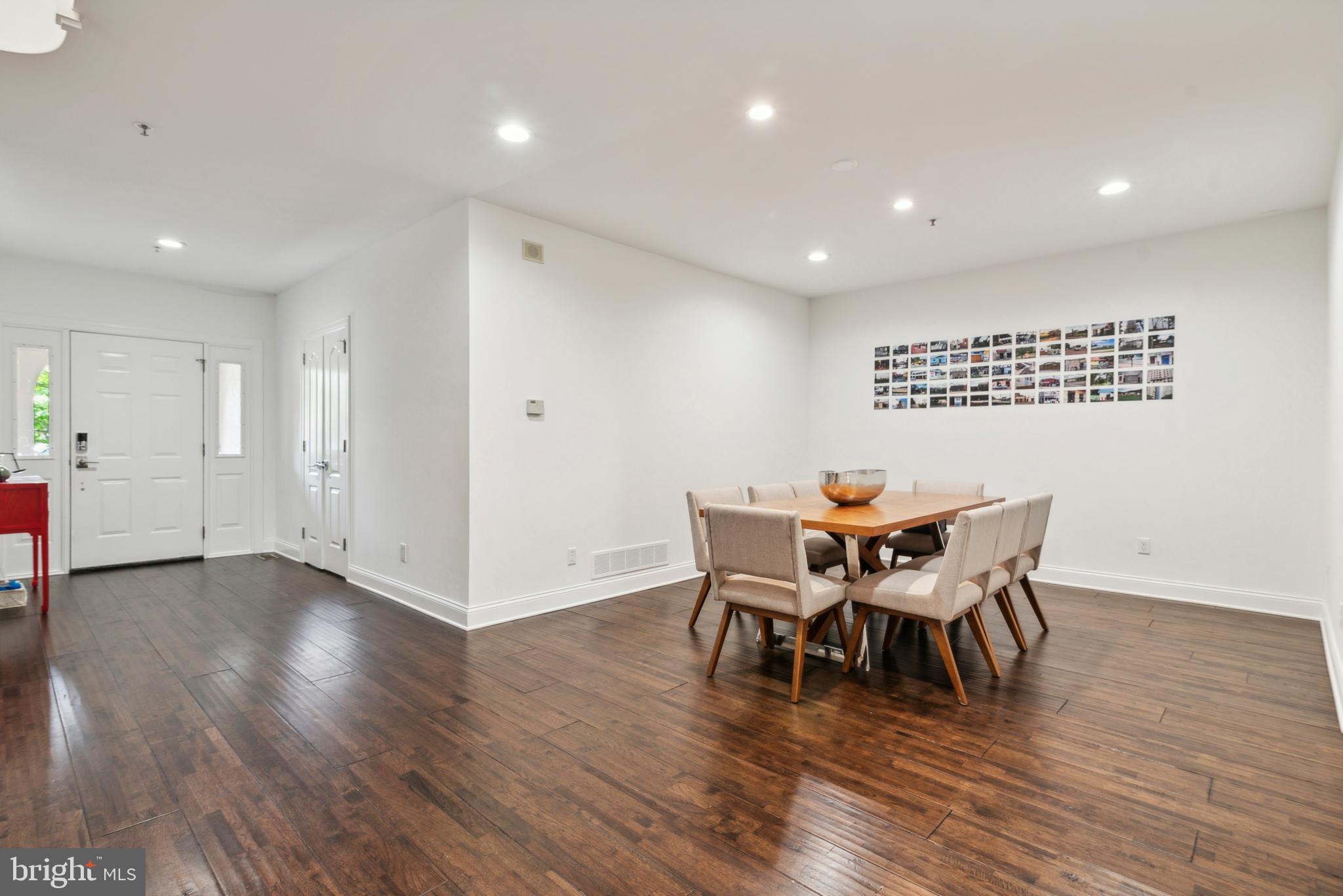 520 LINDY LANE