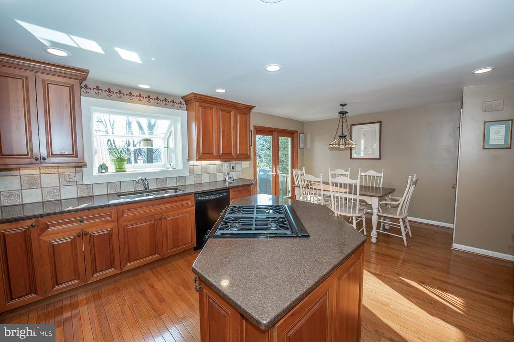 475 HUGHES ROAD