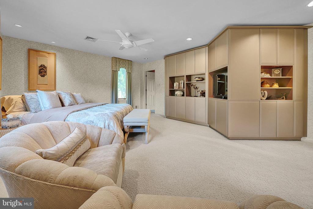 1233 KEISEL LANE