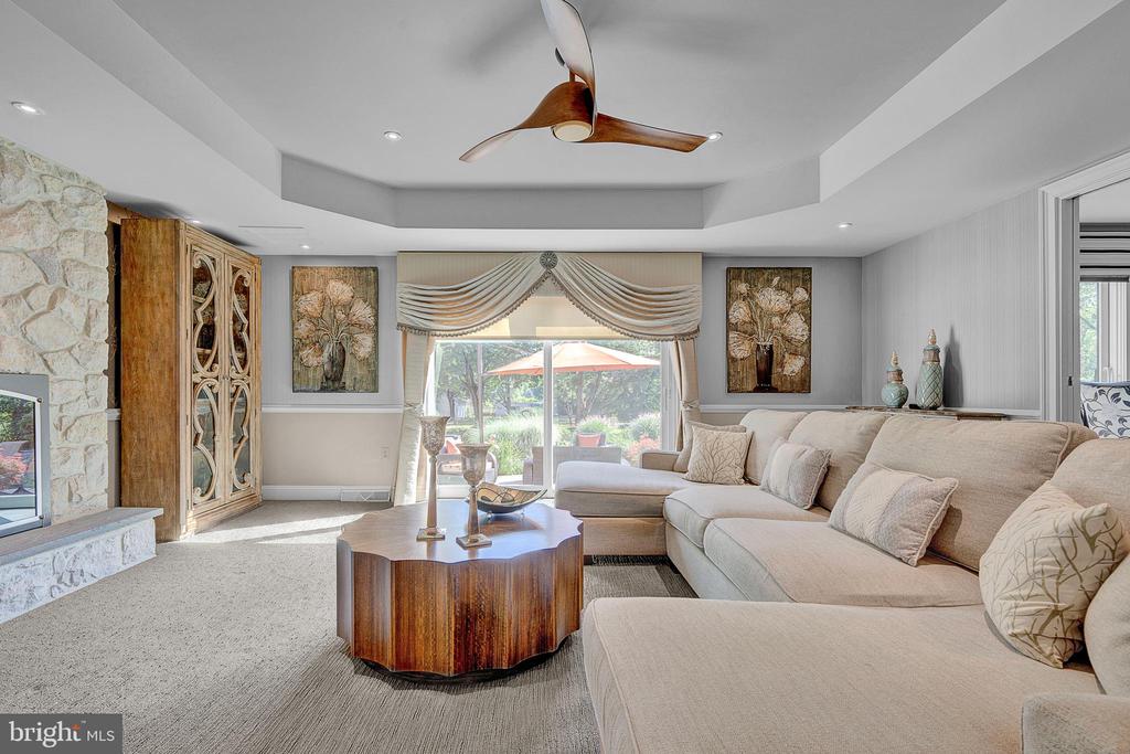 1233 KEISEL LANE