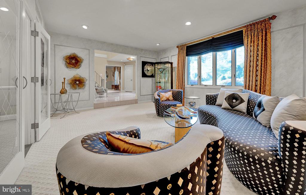 1233 KEISEL LANE