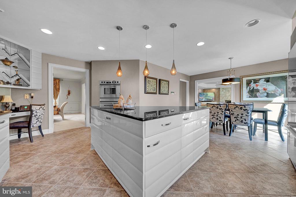 1233 KEISEL LANE