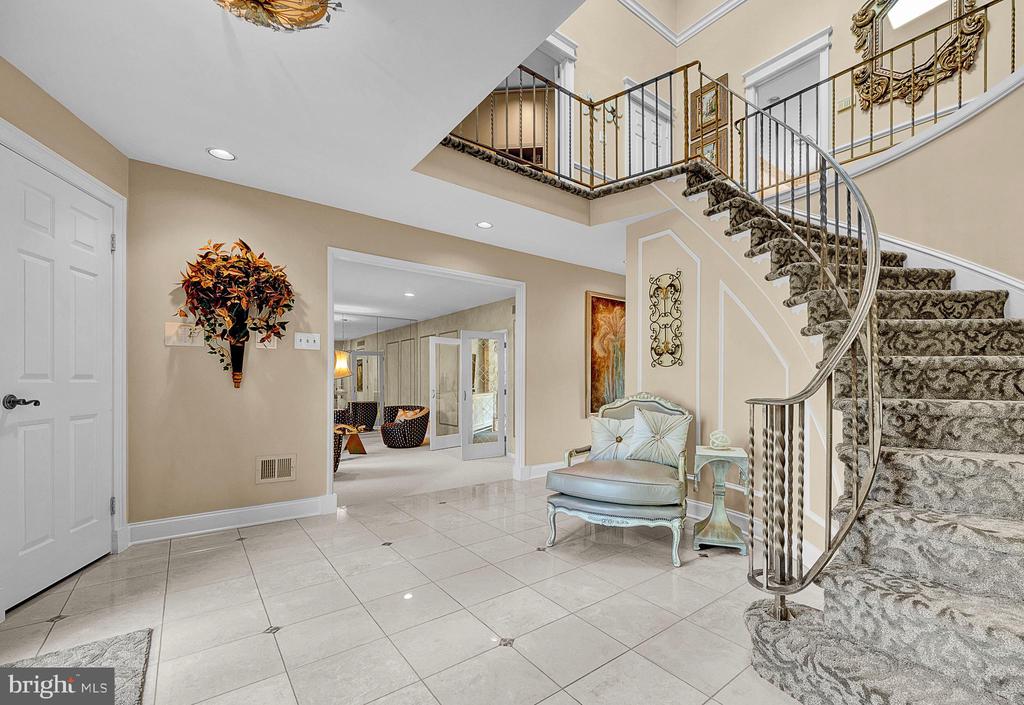 1233 KEISEL LANE