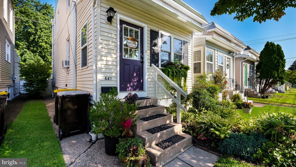 447 FORREST AVE