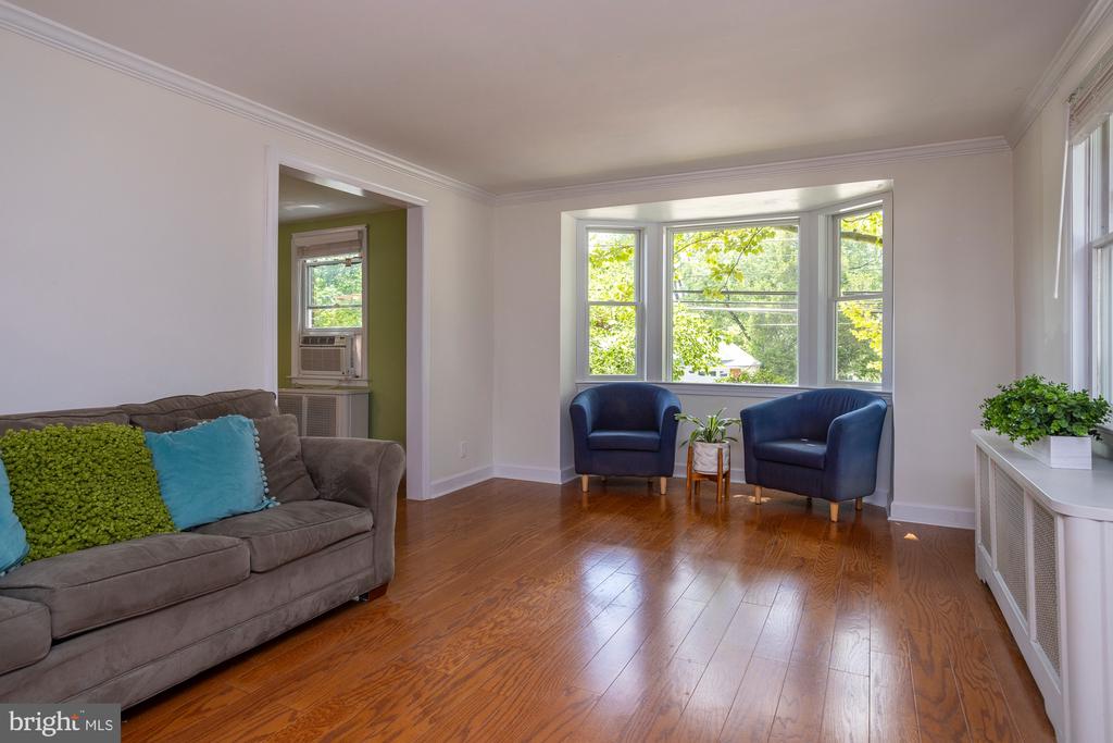 1803 ALLEN LANE