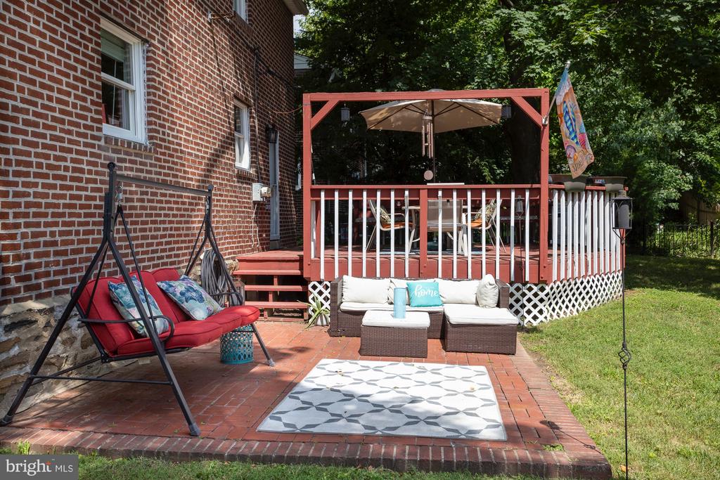 1803 ALLEN LANE