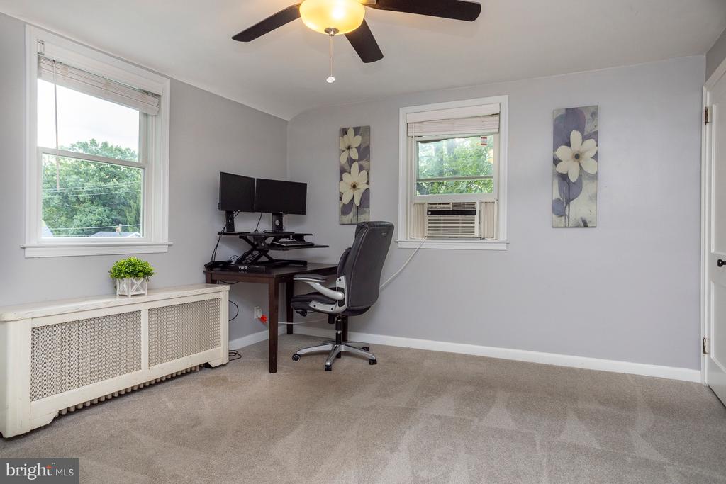 1803 ALLEN LANE