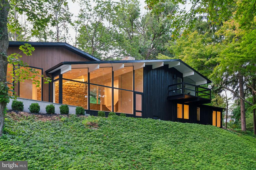 1848 MALLARD LANE